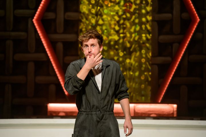 Tanulmány a nőkről