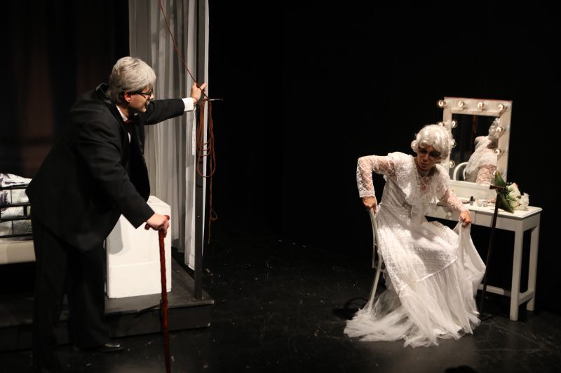 Jövőre veled, ugyanitt! 2.