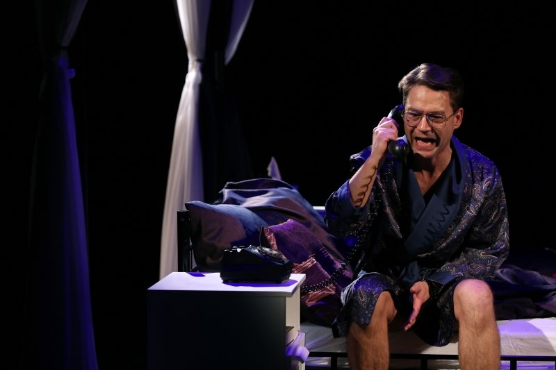 Jövőre veled, ugyanitt! 1.