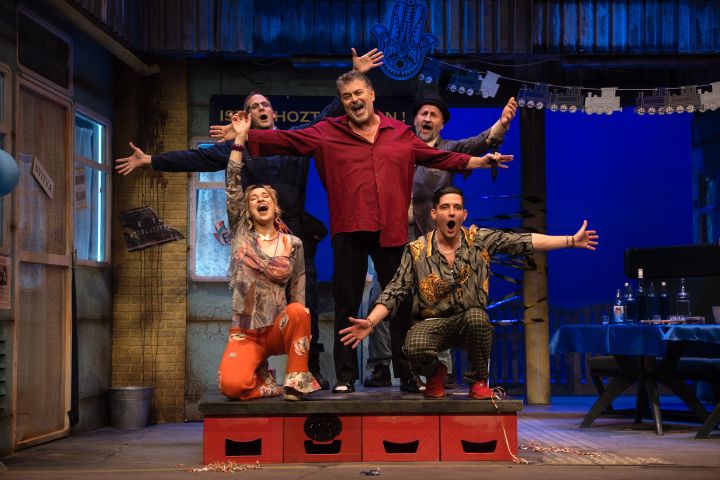 Máshol van az igazság