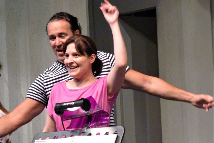 Magyarul már mindketten játszották szerepüket, németül most először