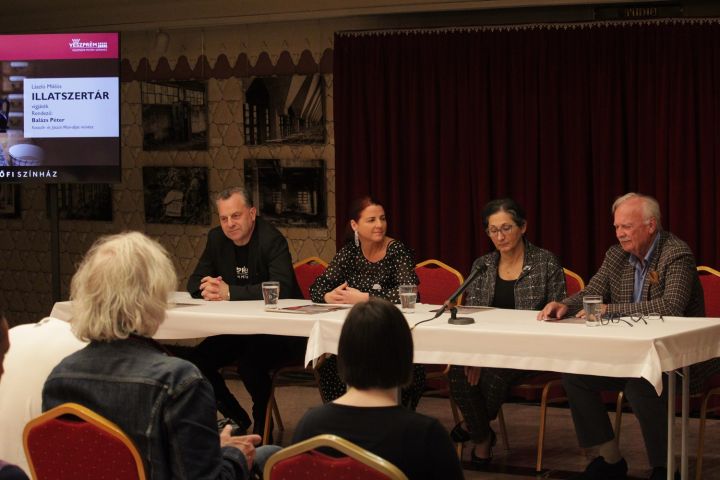 SZERETET ÉVAD a Veszprémi Petőfi Színházban: bejelentettük 2022/23-as évadunk előadásait!