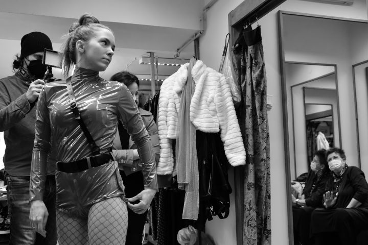 Nem áll le az élet Miskolcon! – a teátrum újabb két próbafolyamatba  kezdett