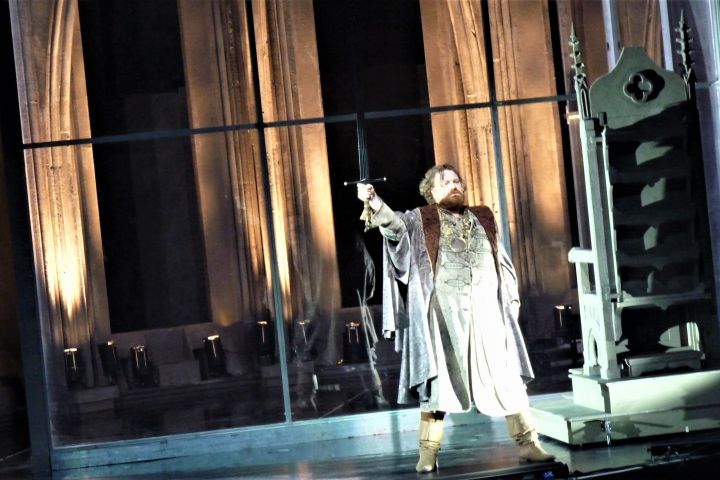 Barlangrekord Bánk bánnal