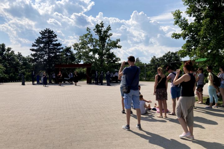 Operettpezsgés a IV. Veszprémi Rátonyi Róbert Operettfesztivál második napján