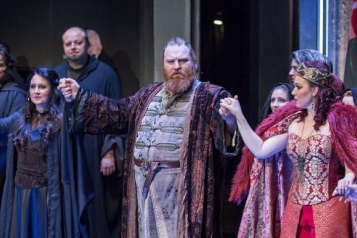 Bánk bán: sorsfordító kérdések