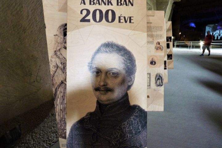 Barlangrekord Bánk bánnal