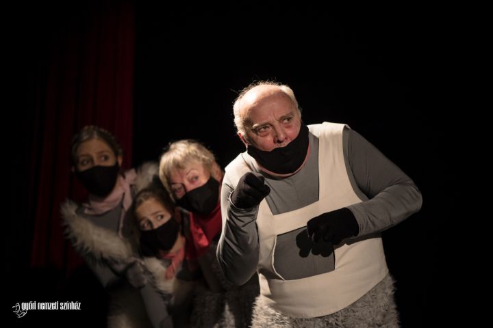 Online bemutató a Győri Nemzeti Színházban 
