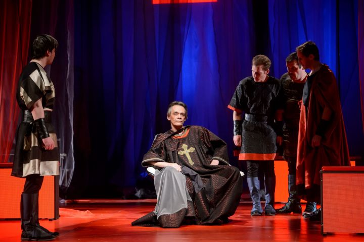 Téboly vagy normalitás?