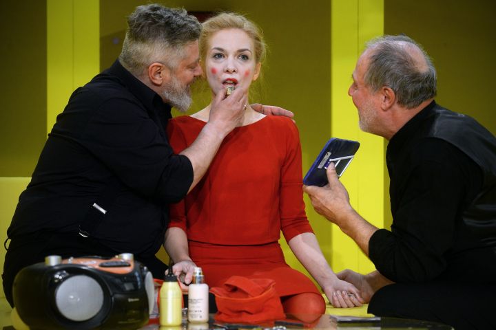 Nők, férfiak, egyenlők? – A Babaházat mutatják be Miskolcon