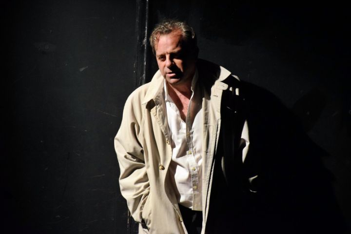 Hangokból alkotott saját világ - Oberfrank Pál a Novecento című monodrámában lép színpadra