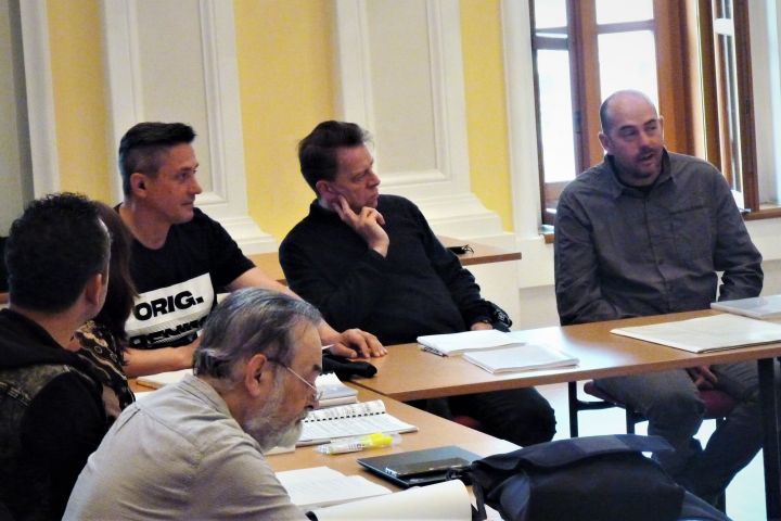 Bál a Savoyban: startoltak