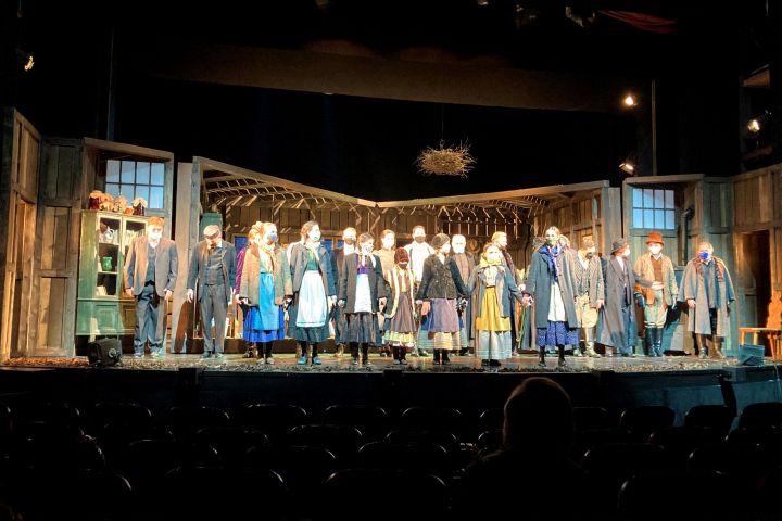 Bródy Sándor: A tanítónő zártkapus főpróbája a Veszprémi Petőfi Színházban