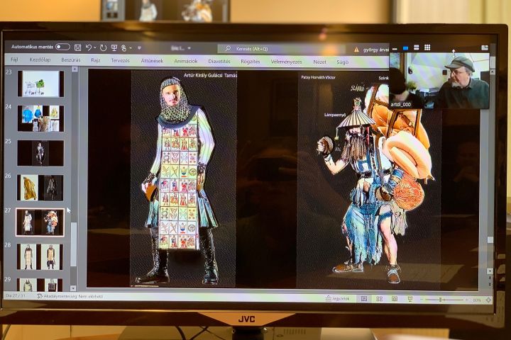 Spamalot, avagy a Gyalog galopp musical díszlet- és jelmez- tervelfogadás