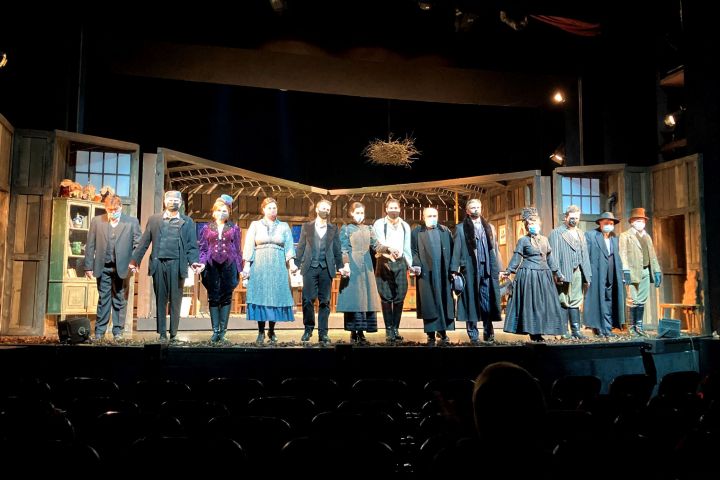 Bródy Sándor: A tanítónő zártkapus főpróbája a Veszprémi Petőfi Színházban