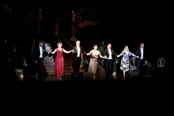 Operettgálával köszönték meg a Hősök munkáját