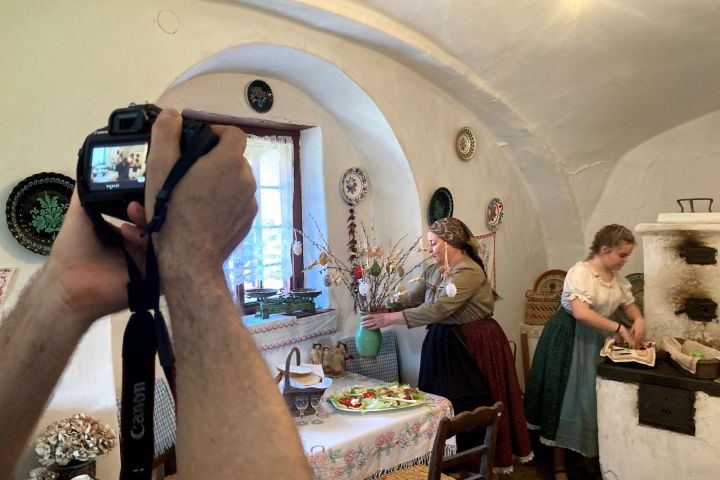 Hogy is volt? Húsvéti múltidézés a Veszprémi Petőfi Színházzal