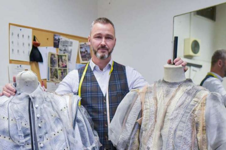 Mindig a tökéletesre törekszik a Szegedi Nemzeti Színház férfi főszabója