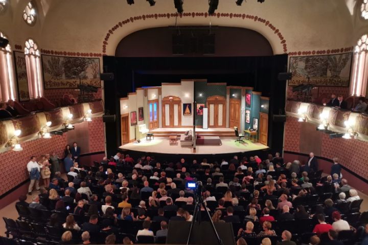 Hármas ünnep a Veszprémi Petőfi Színházban: megnyitottuk 2021/22-es lélekerősítő évadunkat!