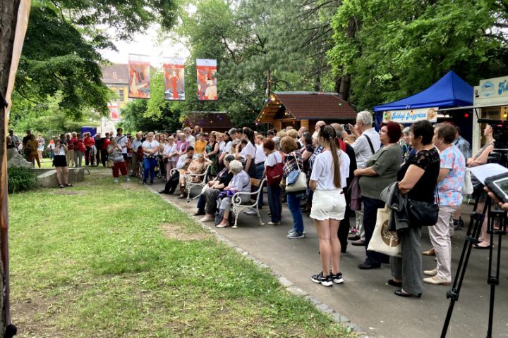 Operettpezsgés a IV. Veszprémi Rátonyi Róbert Operettfesztivál második napján