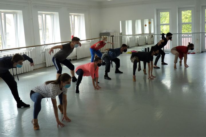 Farinelli: látványos táncok