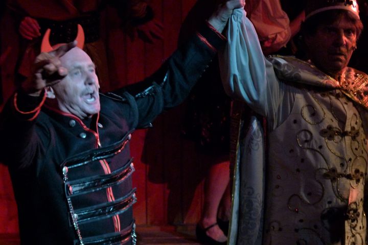 Vastaps Esztergomban