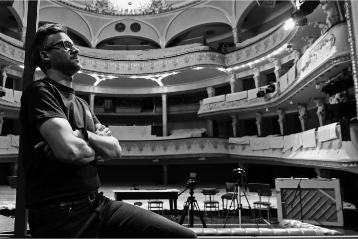 Tekintsenek be a színfalak mögé! – videósorozatot indít a Miskolci Nemzeti Színház