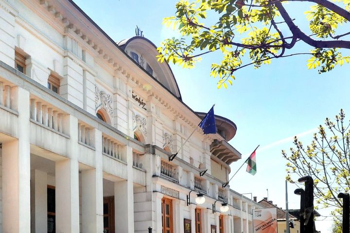 Főszerepben most a frontvonalban dolgozók!