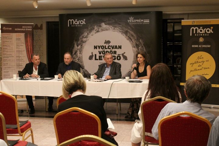 Elindult a próbafolyamat! Október 8-án mutatjuk be Lezsák Sándor: NYOLCVAN VÖDÖR LEVEGŐ című tragikus komédiáját a Latinovits-Bujtor Játékszínben!