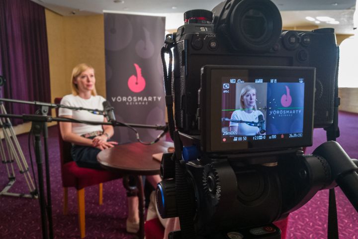 Mindig Veled! - A Vörösmarty Színház podcastja 