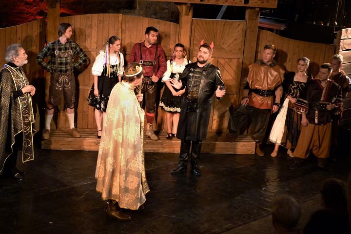 Vastaps Esztergomban