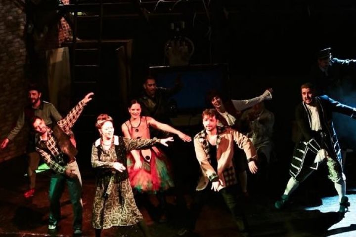 A padlás: nagy találkozás!