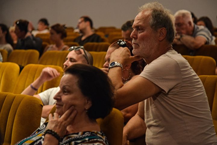 „Megtartani a közösséget a legnehezebb időkben is” – évadot zárt a miskolci színház