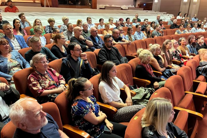 A nagy kedvencek évadát nyitotta meg a Móricz Zsigmond Színház