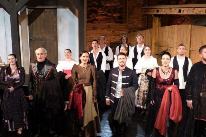 Vastaps Esztergomban