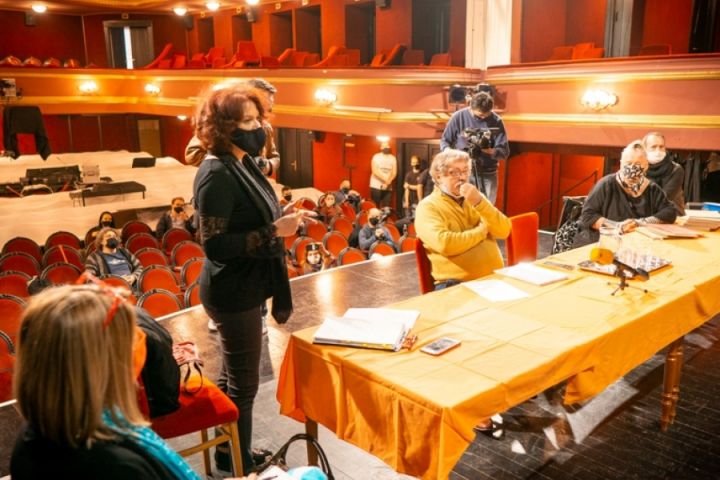 Életigenlő musical próbái kezdődnek a Jókai Színházban