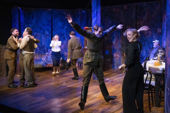 Szervét Tibor rendezésében mutatták be a Három nővért Nyíregyházán