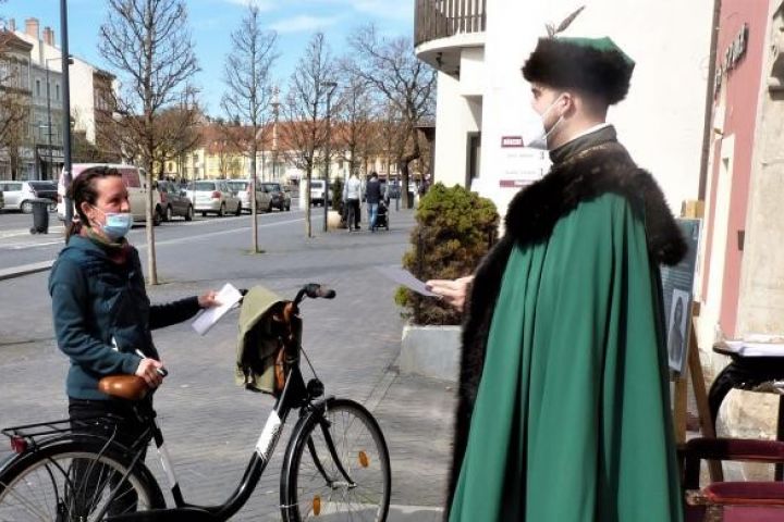 Költészet napi szellemidézés