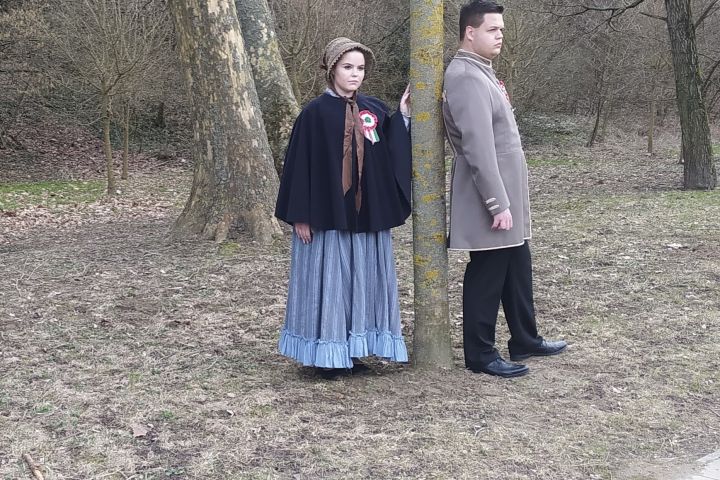 VESZPRÉMI PETŐFIgyelő címmel készít videót a Veszprémi Petőfi Színház március 15. alkalmából