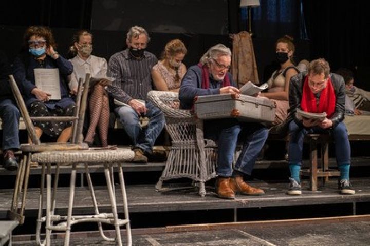 Kerékgyártó István Rükverc című színművét Kocsis Pál rendezésében láthatják majd a rendhagyó színházi élményre vágyó nézők Kecskeméten