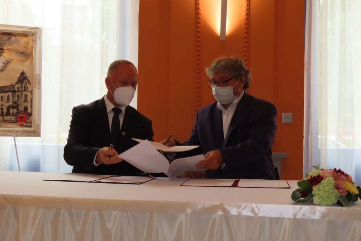 Új színház Szentesen