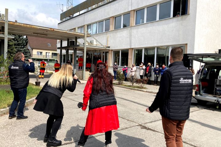 Mi kulturszurival „oltunk”!