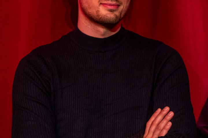 Képes beszámoló a Weöres Sándor Színház sajtótájékoztatóval egybekötött társulati üléséről