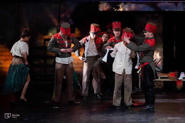 János vitéz Dunaújvárosban