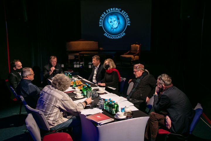 Zenthe100 Drámapályázat eredménye