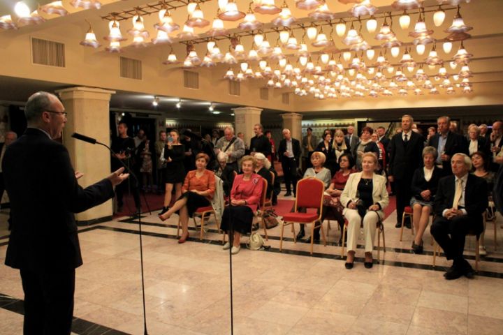 Hármas ünnep a Veszprémi Petőfi Színházban: megnyitottuk 2021/22-es lélekerősítő évadunkat!