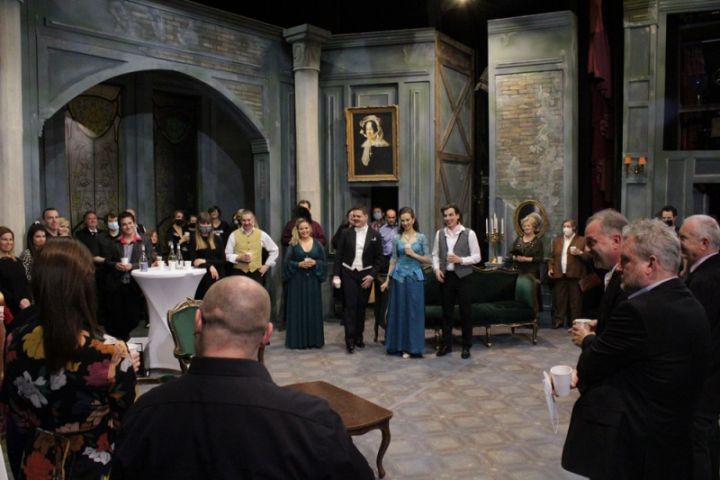 Bemutattuk a népszerű Lili bárónő című operettet