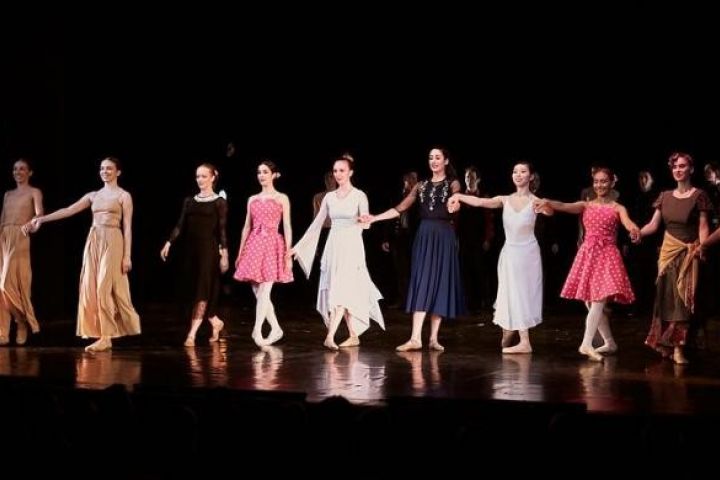 Varázsest: tánc and roll