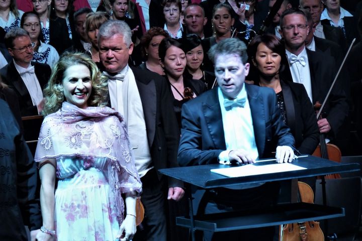 CB: mágikus lélekkel   