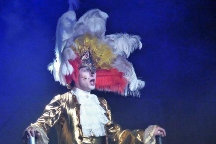 Farinelli: sajtóbeszélgetés